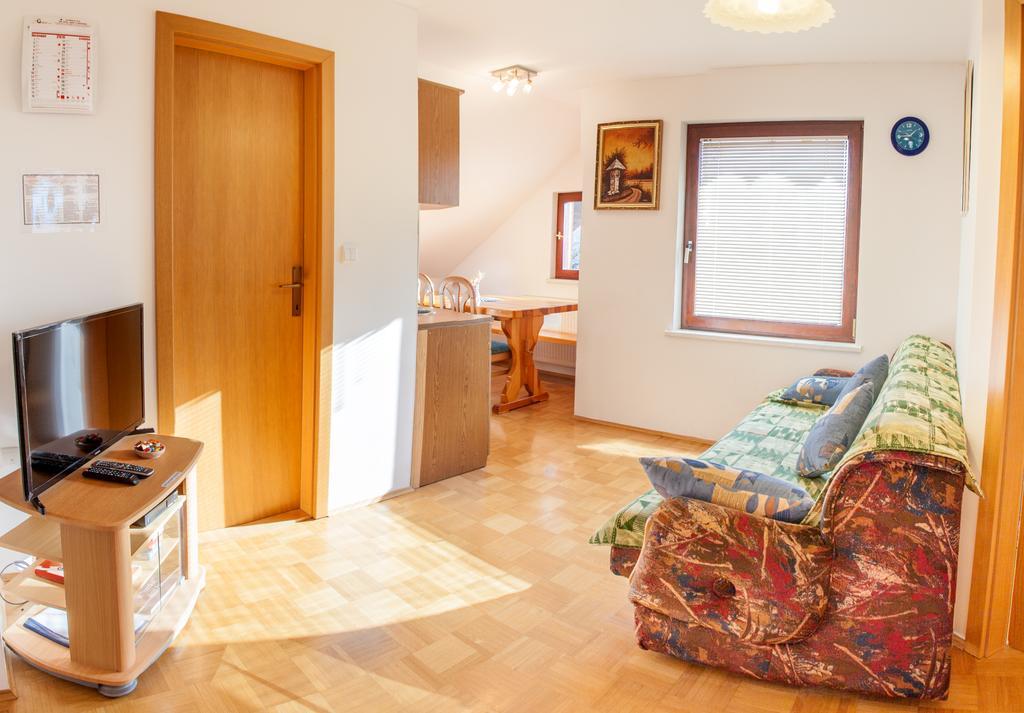 Apartments Bar Lovec Cerkno Extérieur photo