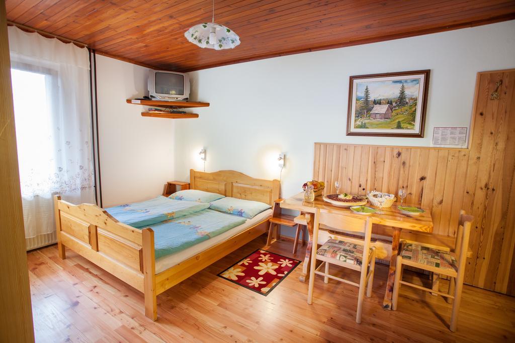 Apartments Bar Lovec Cerkno Extérieur photo
