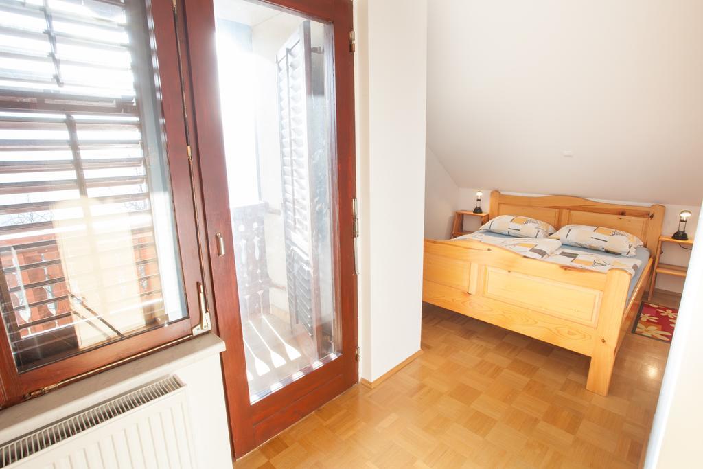 Apartments Bar Lovec Cerkno Extérieur photo